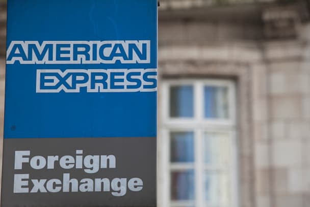 Amex Shares Fall On Report Fbi Investigating Its Forex Pricing - 